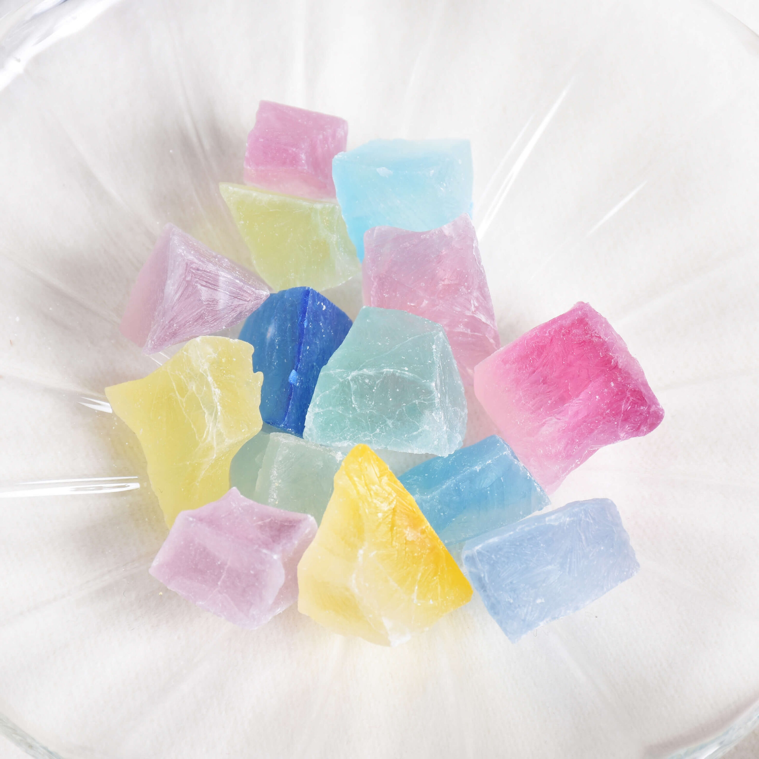 魔法の琥珀糖 ｜ お菓子マップ：お菓子のミカタ